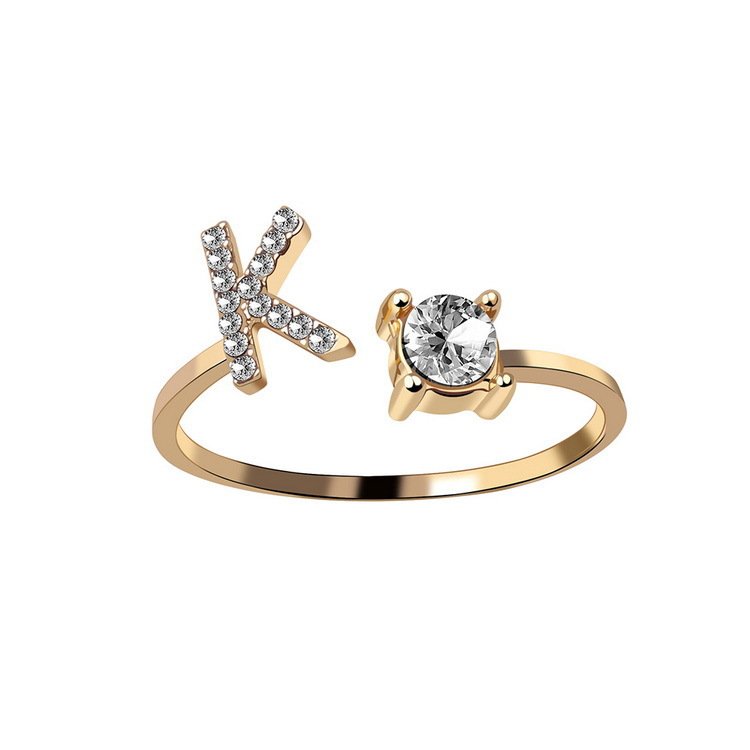 Anel ajustável com inicial e strass