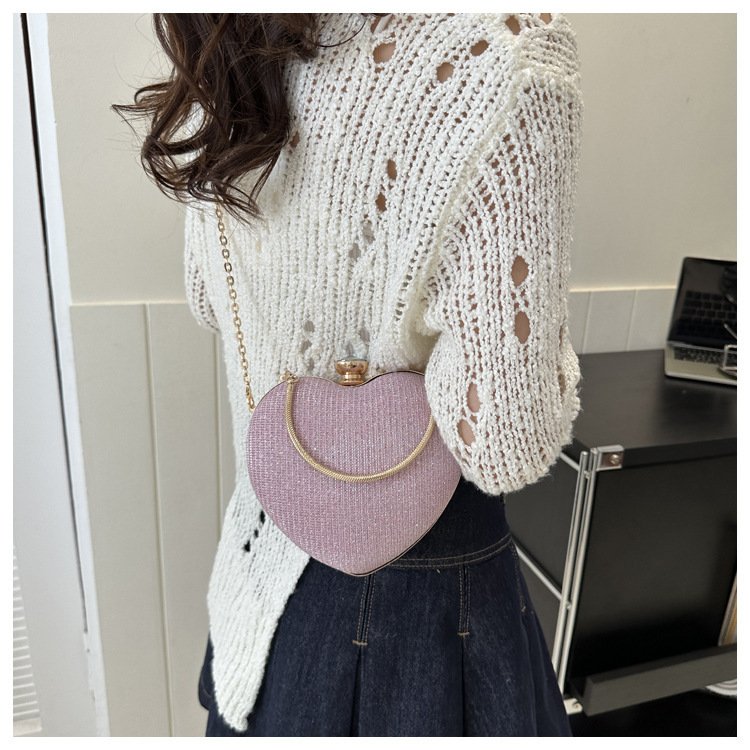 Clutch de Noite Brilhante em Forma de Coração – Mala de Festa com Corrente