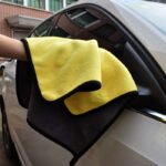 Toalha de Microfibra Dupla Face para Lavagem e Secagem do Carro - Image 9