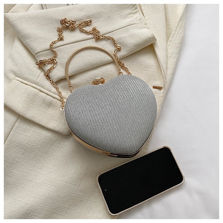 Clutch de Noite Brilhante em Forma de Coração – Mala de Festa com Corrente